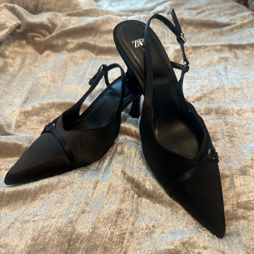 Zara sling back black heels. Worn only once in great condition.